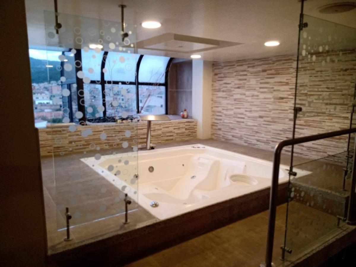 Hotel Zuhe ไพพ่า ภายนอก รูปภาพ