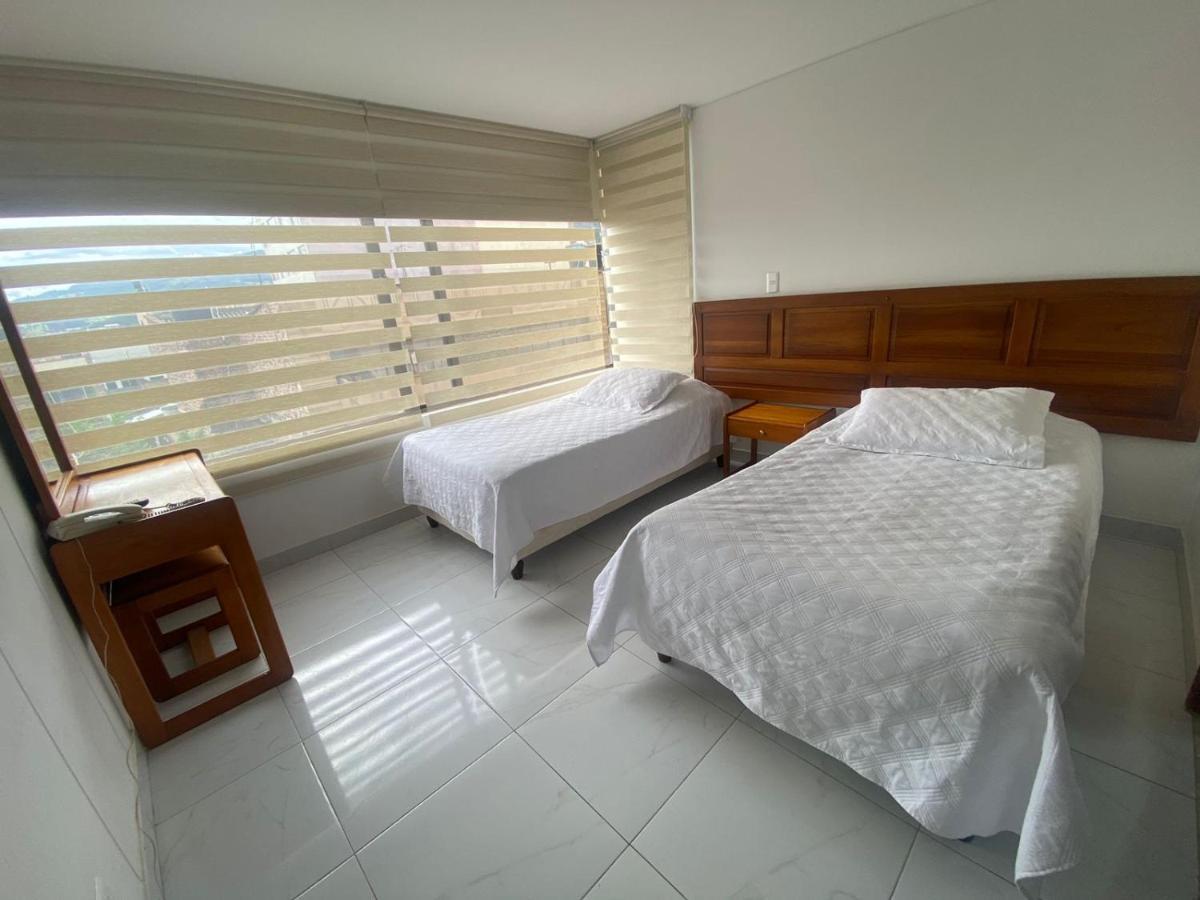 Hotel Zuhe ไพพ่า ภายนอก รูปภาพ