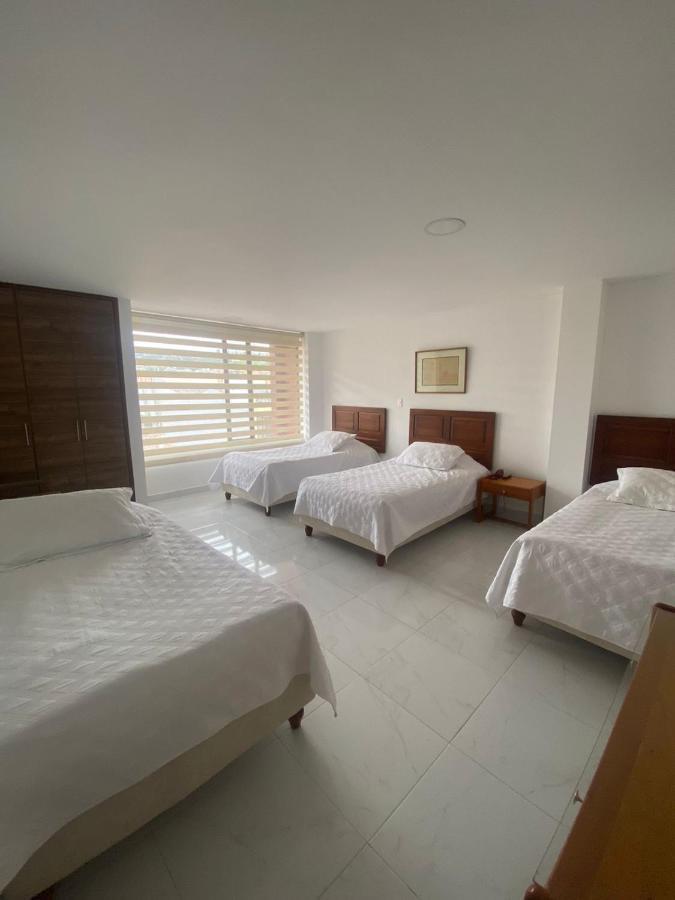 Hotel Zuhe ไพพ่า ภายนอก รูปภาพ