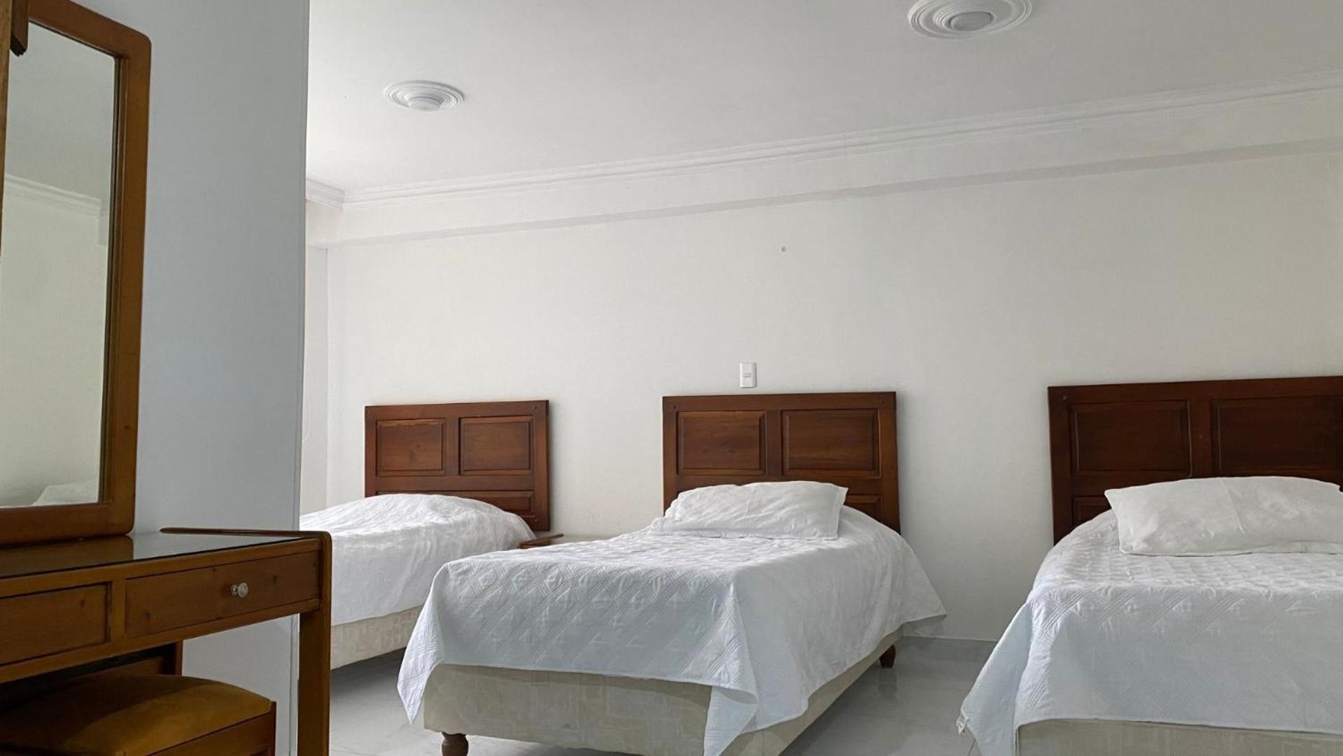 Hotel Zuhe ไพพ่า ภายนอก รูปภาพ